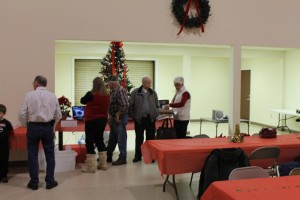 Christmas Tractor Club 2013 001